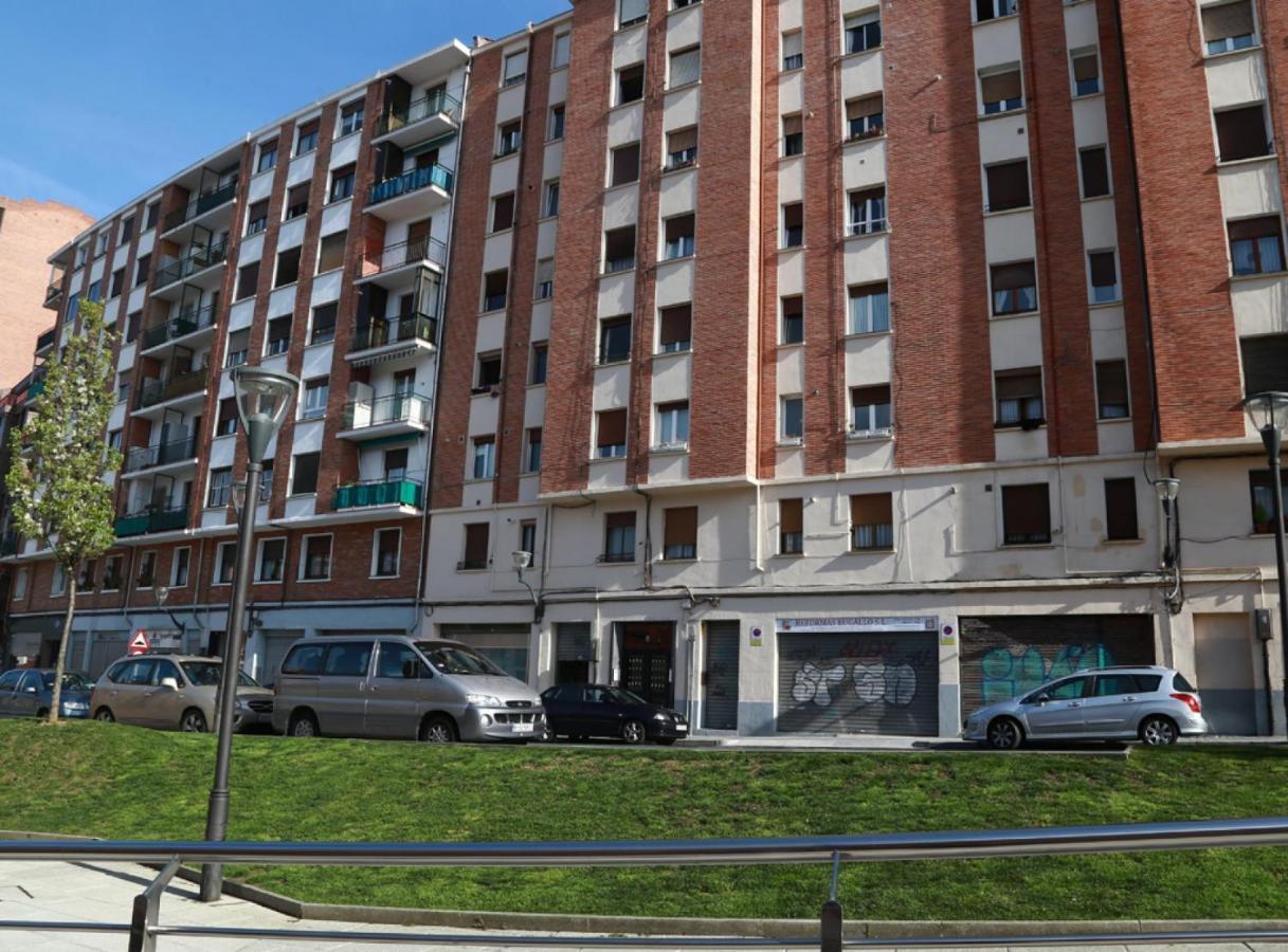 Апартаменти Calida Vivienda Turistica Centrica Junto Al Funicular Y Metro Більбао Екстер'єр фото